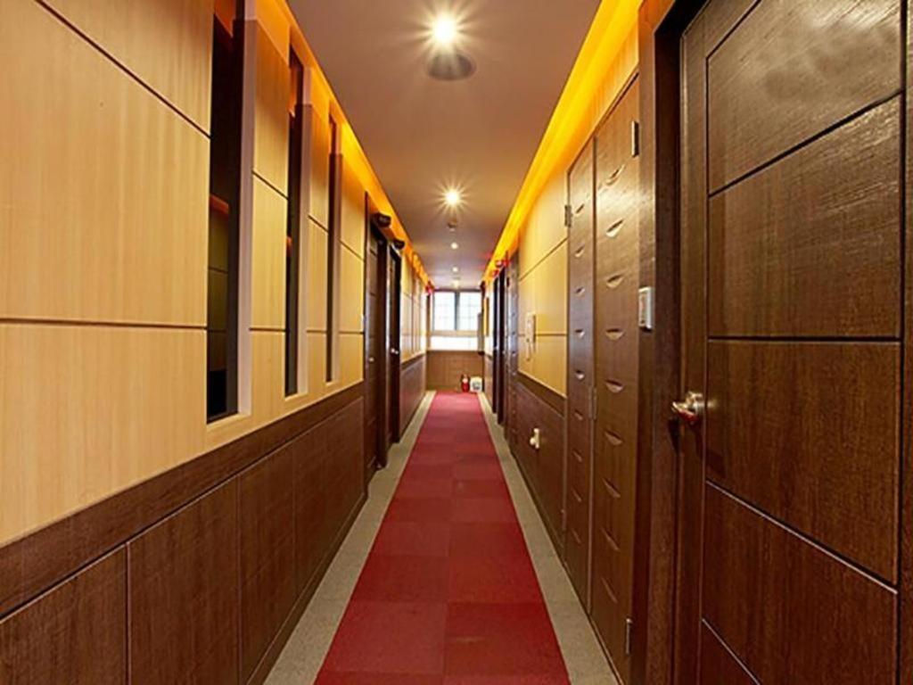 Sinyoung Motel Сеул Экстерьер фото