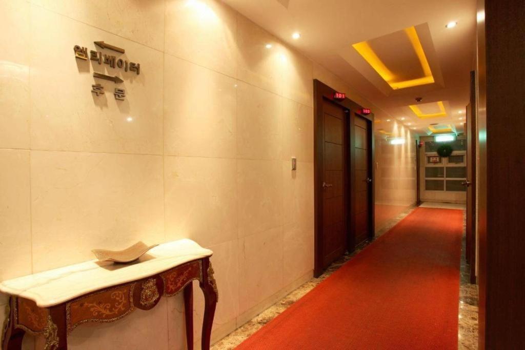 Sinyoung Motel Сеул Экстерьер фото