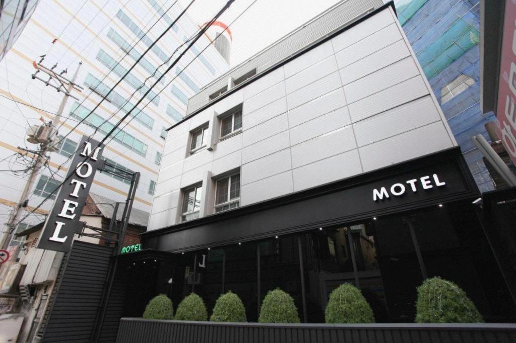Sinyoung Motel Сеул Экстерьер фото